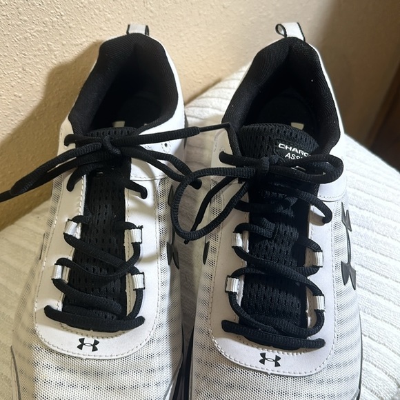 Under armor size 13 - Picture 3 of 9